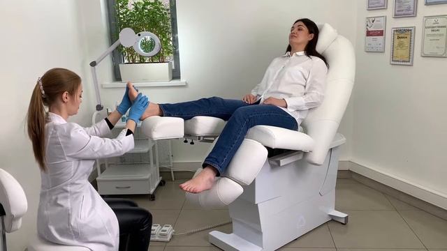Электрическое педикюрное кресло АтисМед Гранд с РУ Минздрава