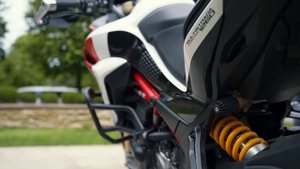 Ducati Multisrada V4 Pikes Peak vs 1260 Pikes Peak | Дорого - Богато | Мотоциклы для Взрослых ??