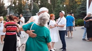 ?Я ИДУ К ТЕБЕ ?НАВСТРЕЧУ??