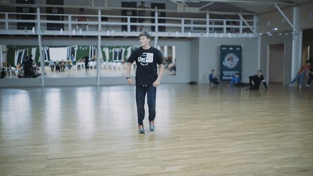 ТАНЦЫ // Иван - Брейкинг - Лагерь Good Foot 2017 смотреть онлайн