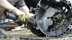 шумит кпп сааб