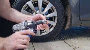 Малыш DEKO DKIS20 против колесных гаек. Гайковерт в деле.