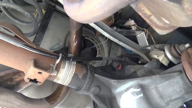 Ford Crown Victoria Fuel Pump Replacement DIY смотреть онлайн