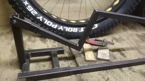 Как разбортировать бескамерную покрышку Fatbike