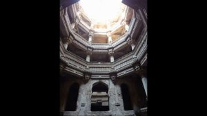 Ступенчатые колодцы, Индия (stepwell India)