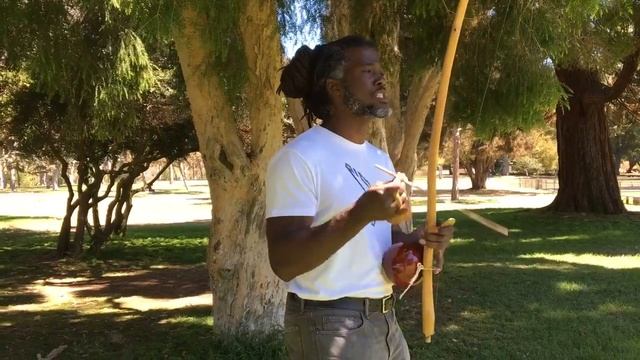 BerimbauBay.com - Eu Pisei Na Folha Seca - Capoeira Song смотреть онлайн