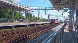 "Солнечное Фрязево" ЭД4М 441 сообщением Москва Курская-Фрязево