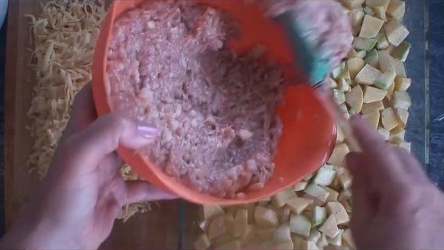 Рецепт: Картофельно-кабачковая запеканка с индейкой