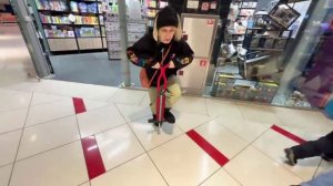 У ПЛОХОГО ПОЦА СПАЛА ШАПКА