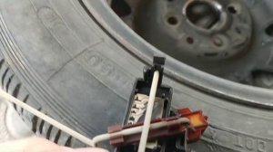 Неисправность датчика уровня топлива. Не показывает уровень топлива. Audi 80 B3 (Ауди 80 б3)