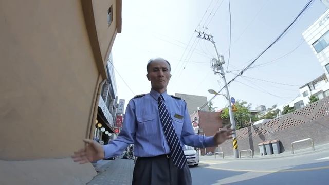 Seoul-searching for BMX street spots in South Korea смотреть онлайн