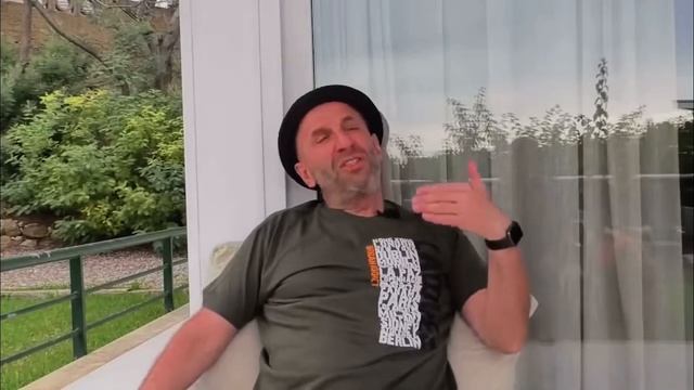 Как вести себя на первом свидании? #сатьядас #женщина #отношения #мужчина #свидание #психология смотреть онлайн