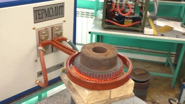 Нагрев шестерни d240мм под закалку смотреть онлайн