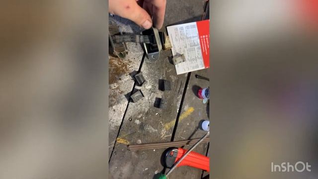 Установка рем комплекта фиксатора дверей на Авто смотреть онлайн