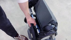 Тест на компактность прогулочных колясок Carrello, Joie, Bumbleride