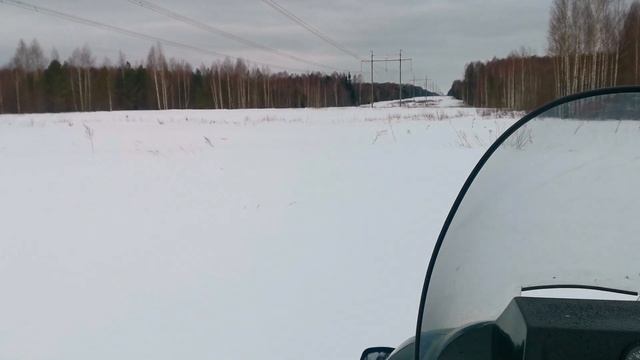 на снегоходе рысь под ЛЭП смотреть онлайн
