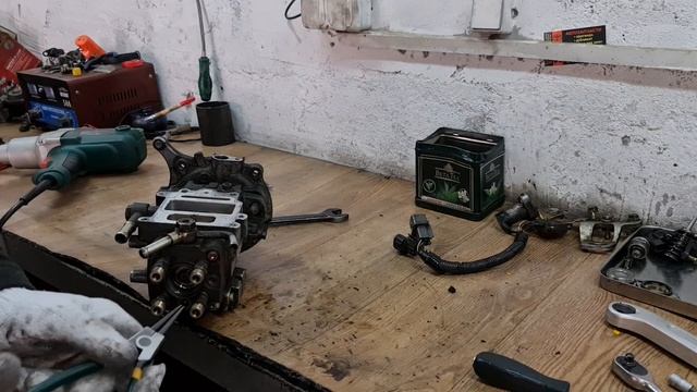 Почему глохнет Митсубиси Паджеро 3 4м41, дефектовка тнвд для Максима. смотреть онлайн