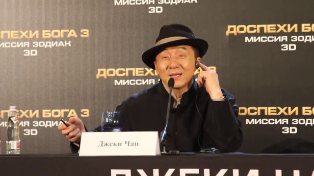 [RENORNER] Jackie Chan sings in press-conference / Moscow 2012 смотреть онлайн