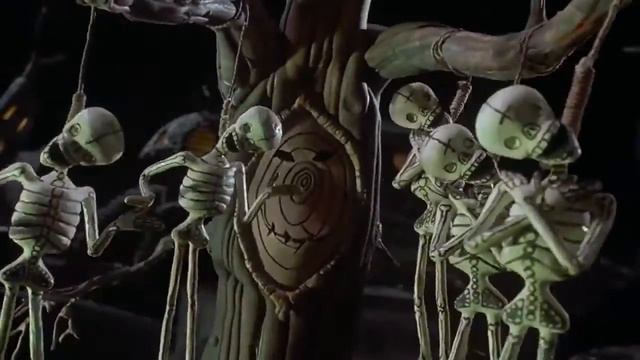 THE NIGHTMARE BEFORE CHRISTMAS: This is Halloween смотреть онлайн