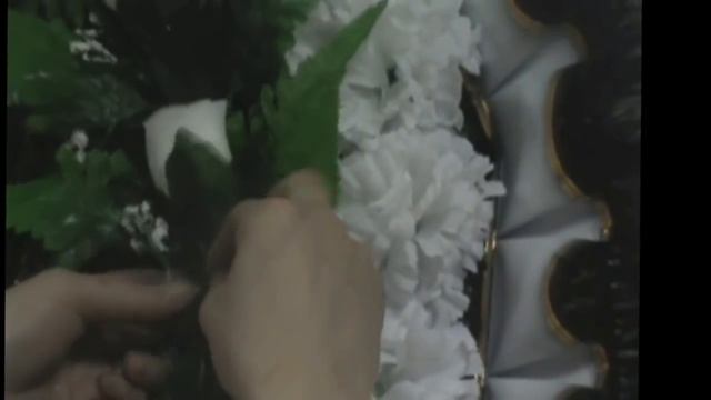 Мастер класс: Делаем траурный ритуальный венок своими руками