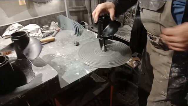 Отдал винты в ремонт , от SUZUKI DF20a смотреть онлайн