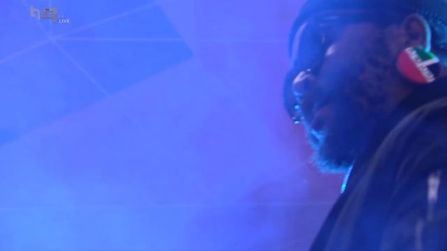 Sjava performs EkSeni - Live Performances смотреть онлайн