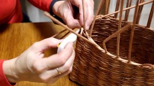 Красивая сумка из бумажной лозы - подробный МК!