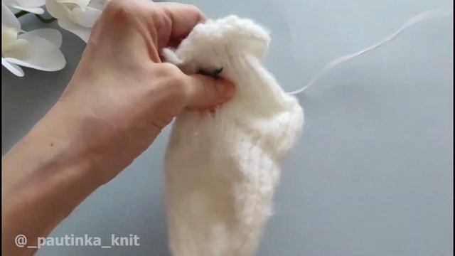 Нежнейшая Вышивка "Веточка" на вязаных детских носочках #_pautinka_knit #вышивка #каквышивать