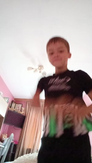 и улетел на луну