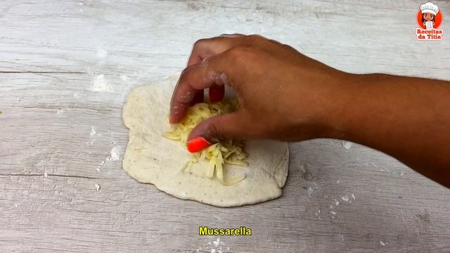 Com apenas 2 Ingredientes eu fiz esse Salgado Argentino Maravilhoso! - Receita Facil