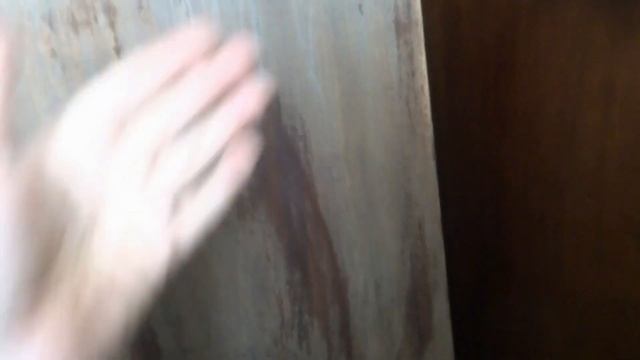 Как правильно снять лак и нанести заново, не повредив шпон. смотреть онлайн