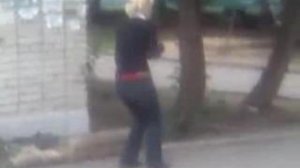 наркоманка тормозит