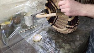 Финишное покрытие изделия из бумажной лозы