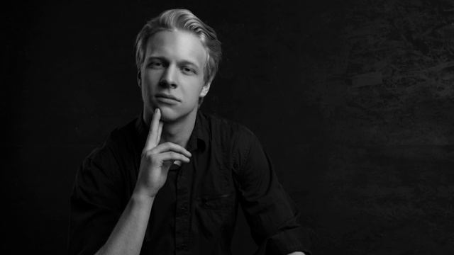 A.Vivaldi - Concerto in La Minore RV161, Largo