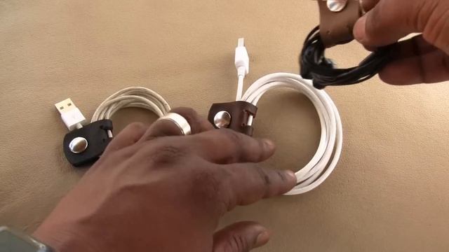 Leather Cord Cable Earbud Holder - Small and Light cable or earphone keeper смотреть онлайн
