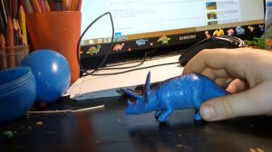 Тиранозавр против трицератопса