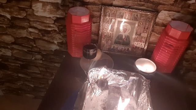 Мощная чистка от кладбищенской порчи,  отпевания,свечи за упокой и родовых проклятий.