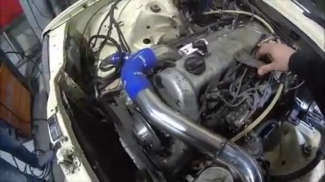 W123/300D Turbo first start with new engine.