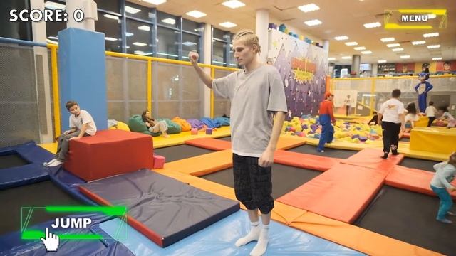 ИГРА САЛЬТО В РЕАЛЬНОЙ ЖИЗНИ - PLAY GAME. pavelthetigr сальто игра play the flip game.