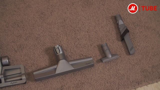 Видеообзор пылесоса Dyson DC52 Allergy Parquet с экспертом «М.Видео» смотреть онлайн