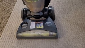 Bissell's Dyson Competitor! Healthy Home/Heavy Duty Vacuum Retrospective Review (5770/93Z6)