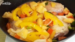 Куриные бедра с овощами на сковороде + фаршированные блины без муки. Праздничный ужин к 23 февраля!