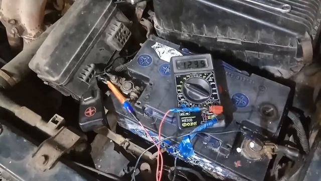 Зарядил аккумулятор Свинцовый стартбат 77 ампер обратной полярности финал смотреть онлайн