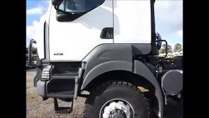 NEW & UNUSED Renault Kerax 440 6x6 Tractor Units