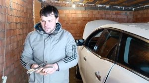 Установка сабвуфера в mazda cx7 .