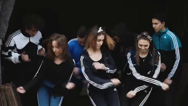 Последний звонок-2019 | 11Б смотреть онлайн