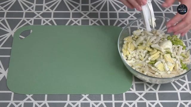 НЕЖНЫЙ САЛАТ С КАЛЬМАРАМИ вкусное и сочное блюдо. #САЛАТСКАЛЬМАРАМИ  #САЛАТ #ВКУСНОLIKE