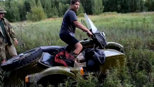 Тест УРАЛА на БЕЗДОРОЖЬЕ совместно с Минск 125. смотреть онлайн