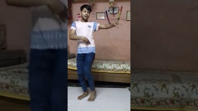 Bhut Acha Dance смотреть онлайн