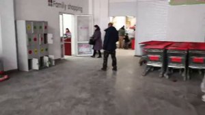 Покупка универсального грунта на основе торфа. Магазин " Светофор" .